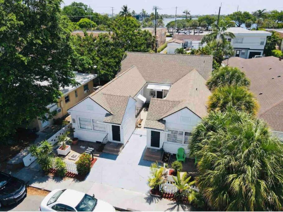 Steps To Beach & Downtown! Cozy Beach Bungalow #1 레이크워쓰 외부 사진