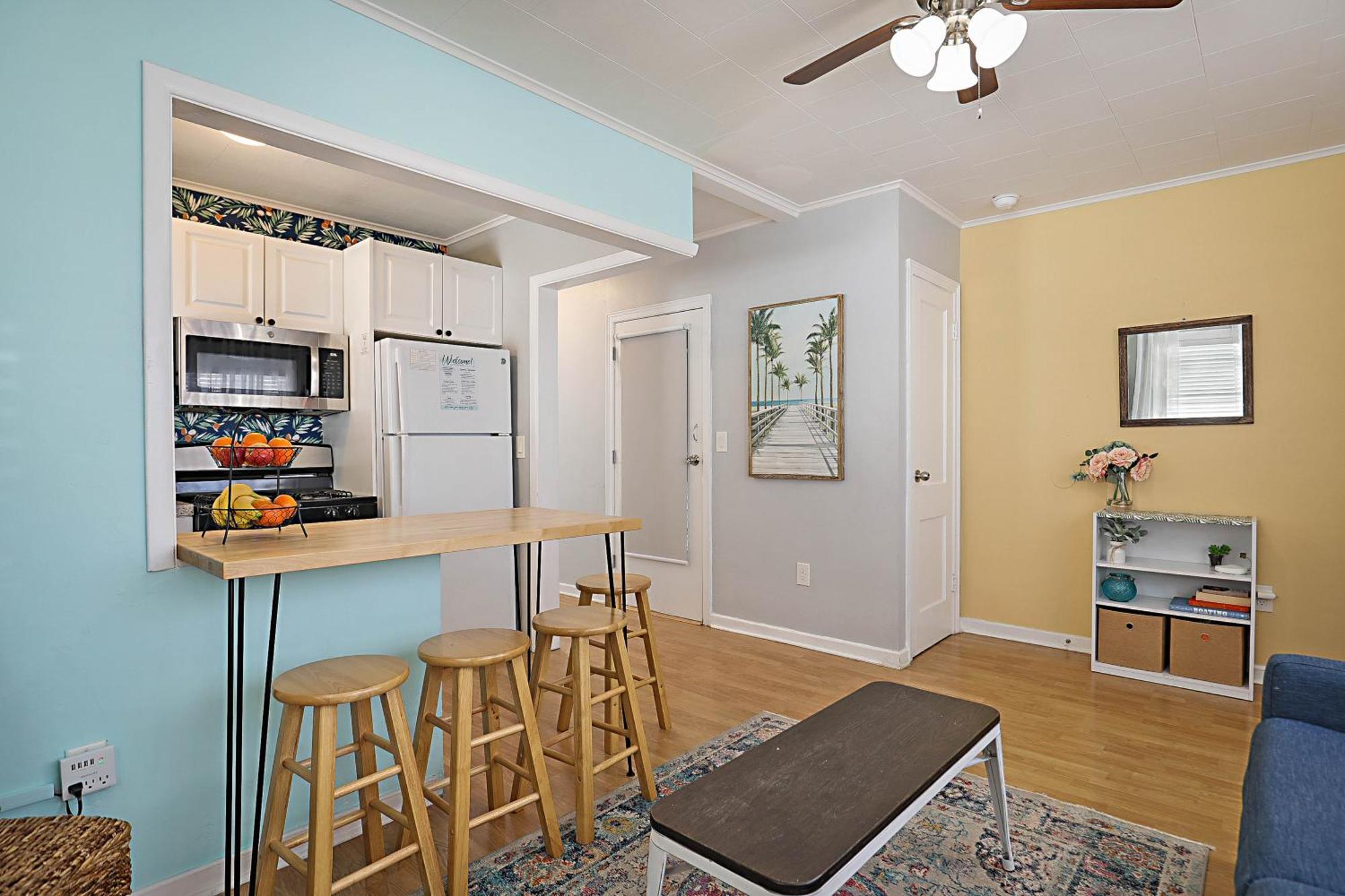 Steps To Beach & Downtown! Cozy Beach Bungalow #1 레이크워쓰 외부 사진