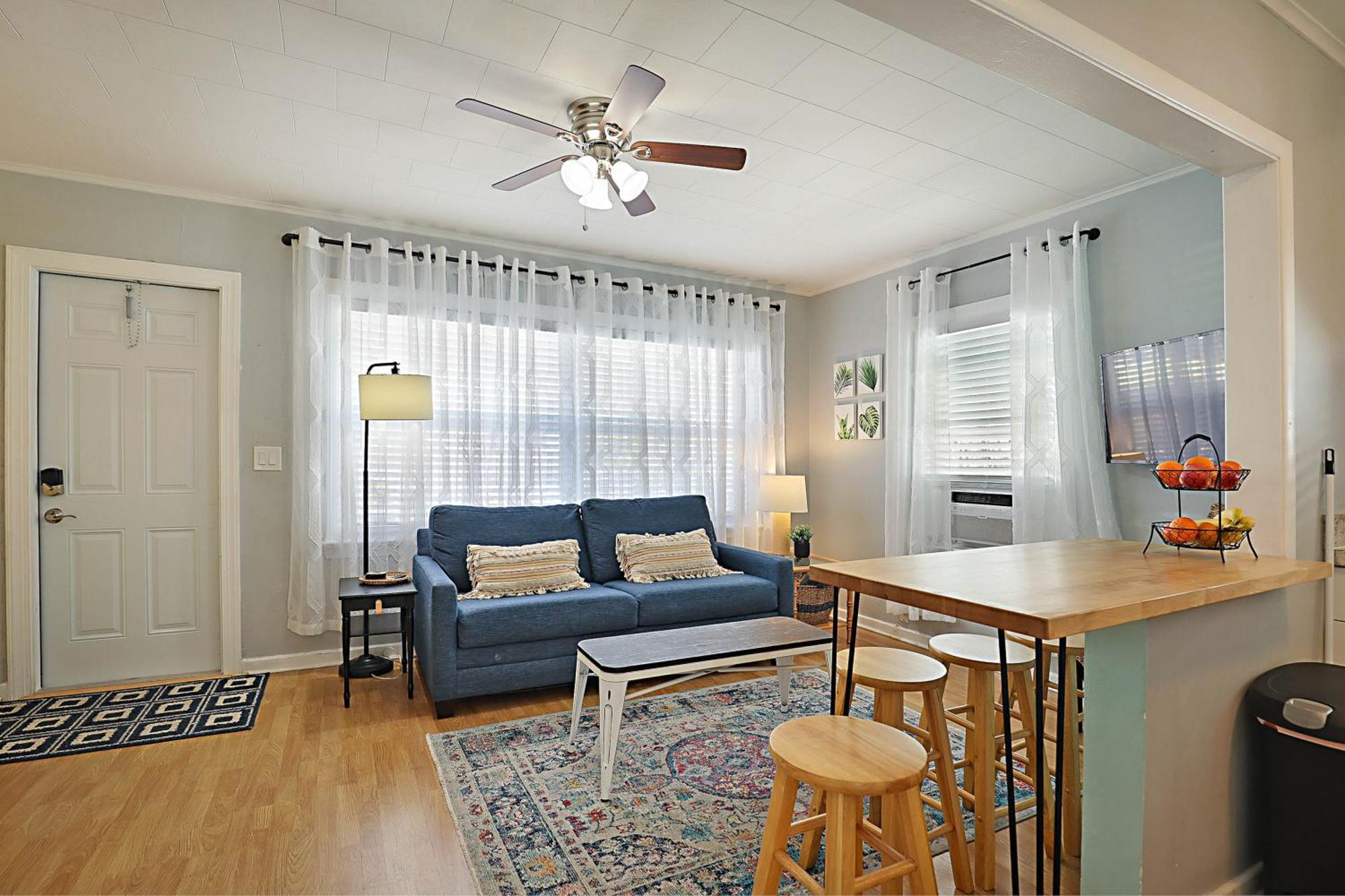 Steps To Beach & Downtown! Cozy Beach Bungalow #1 레이크워쓰 외부 사진